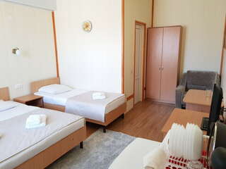 Гостиница Астон Анапа Полулюкс 3х с общим балконом корпус 2 (во двор) 3 этаж-4