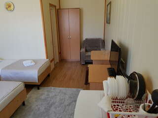 Гостиница Астон Анапа Полулюкс 3х с общим балконом корпус 2 (во двор) 3 этаж-5