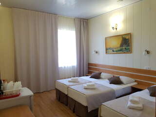 Гостиница Астон Анапа Полулюкс 3х с общим балконом корпус 2 (во двор) 3 этаж-8