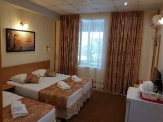 Гостиница Астон Анапа Люкс с верандой 104 корпус 2-1