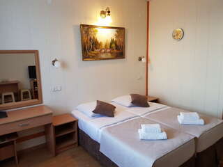 Гостиница Астон Анапа Полулюкс 2х с общим балконом корпус 2 (на бассейны) 2 этаж-5