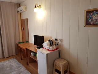 Гостиница Астон Анапа Полулюкс 3х с общим балконом корпус 2 (во двор) для 3 взрослых и 1 ребёнка-4