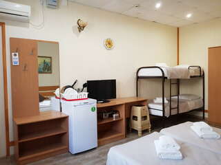 Гостиница Астон Анапа Полулюкс 3х с общим балконом корпус 2 (во двор) для 3 взрослых и 1 ребёнка-1