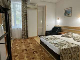 Гостиница Астон Анапа Люкс с верандой 104 корпус 2-8