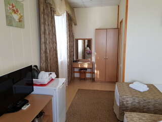 Гостиница Астон Анапа Люкс 3х с отдельным балконом корпус 2 - 2 этаж-3