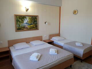 Гостиница Астон Анапа Полулюкс 3х с общим балконом корпус 2 (во двор) 3 этаж-3